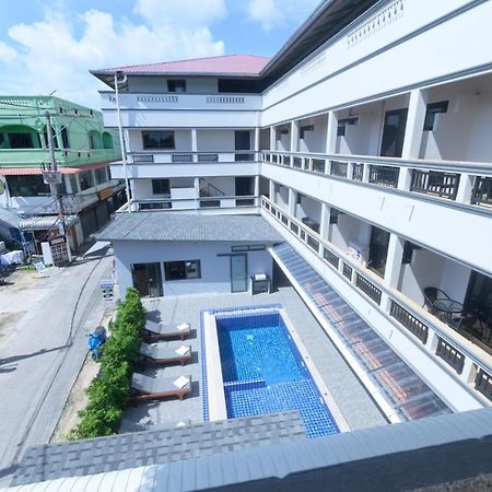 Coconut Grove Hotel Samui チャウエン エクステリア 写真