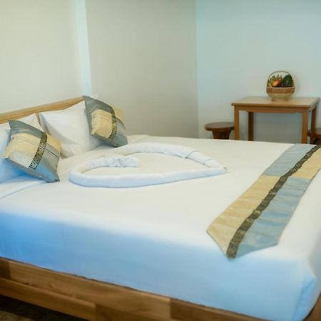 Coconut Grove Hotel Samui チャウエン エクステリア 写真