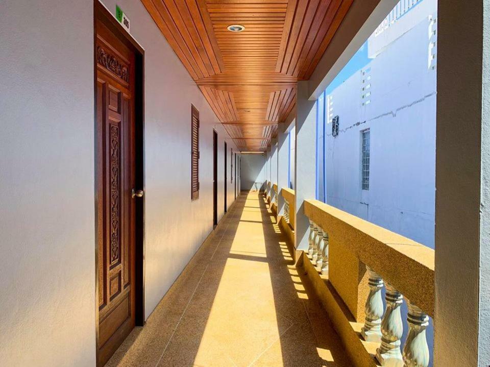 Coconut Grove Hotel Samui チャウエン エクステリア 写真