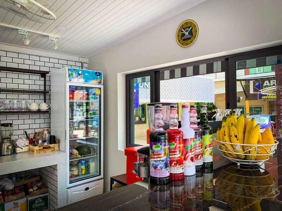 Coconut Grove Hotel Samui チャウエン エクステリア 写真
