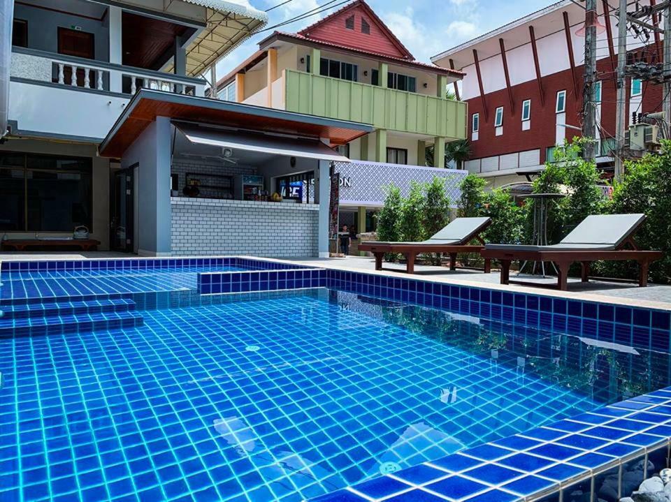 Coconut Grove Hotel Samui チャウエン エクステリア 写真