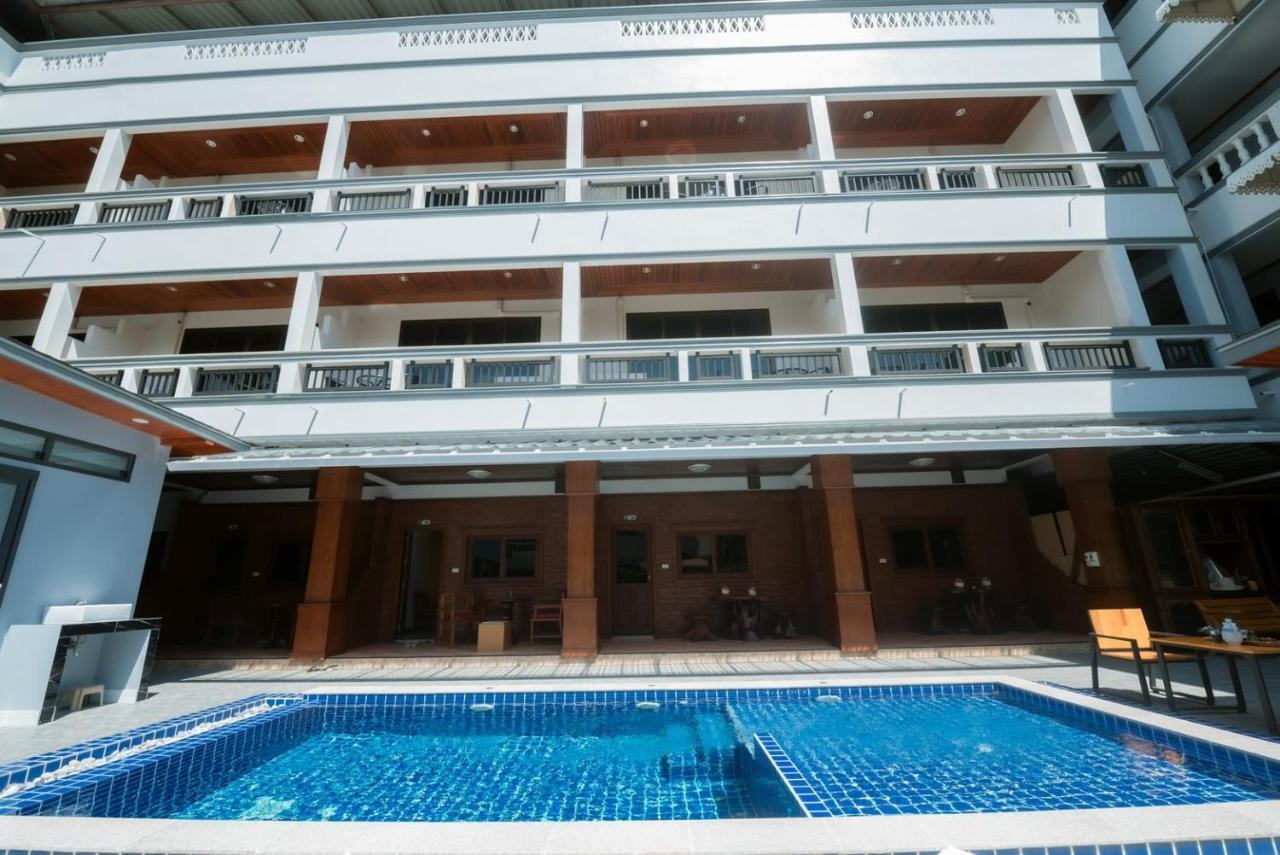 Coconut Grove Hotel Samui チャウエン エクステリア 写真