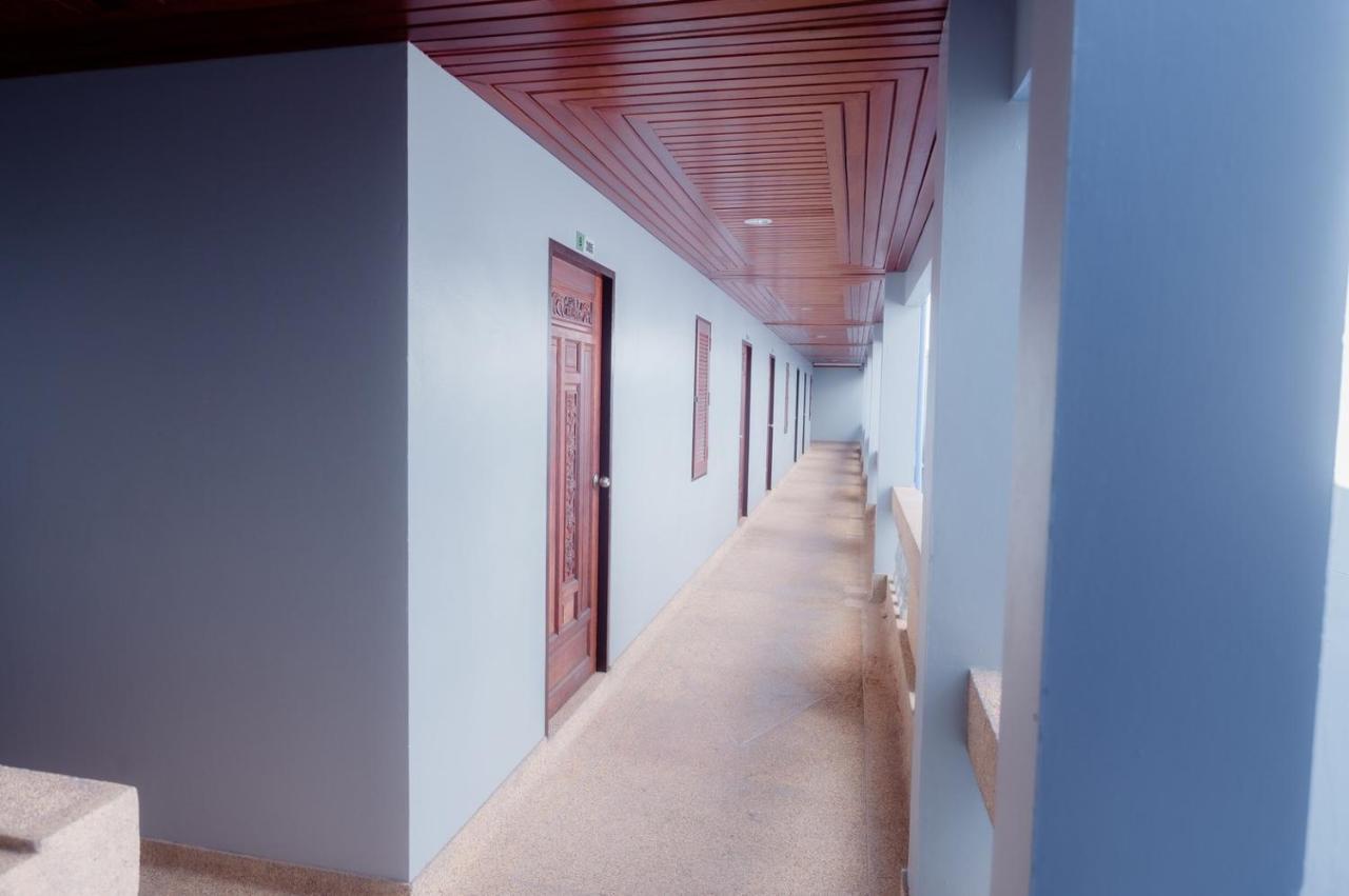 Coconut Grove Hotel Samui チャウエン エクステリア 写真